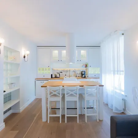 Apartament Karusselli Parnawa